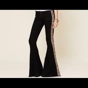 31x32 One Teaspoon Bellbottom with Aztec print